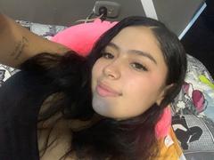 KristallBlue from xLoveCam