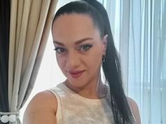 Kristals - blond female with  small tits webcam at xLoveCam