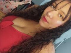 KristinGarner - female with black hair and  big tits webcam at LiveJasmin