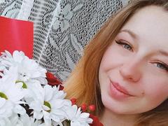 Kristten69 - female with red hair webcam at xLoveCam