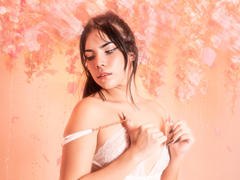 KristtieEva - female webcam at xLoveCam