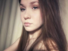 Kristty-hot - female with brown hair webcam at xLoveCam