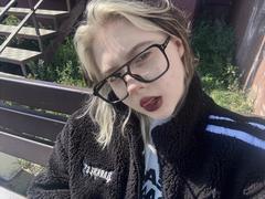 LennieCaronna - female with black hair and  big tits webcam at xLoveCam