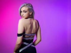 KylieJones - blond female with  big tits webcam at LiveJasmin