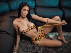 KylieWhite - female with black hair and  big tits webcam at LiveJasmin
