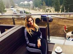 KymCarmela - female with black hair webcam at ImLive