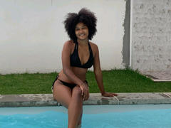LaChaudeLily - female webcam at xLoveCam