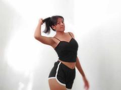 LaMissSexy - female with black hair webcam at xLoveCam