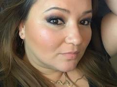 LaVa24-hot - female with black hair webcam at xLoveCam