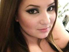 LaVa24-hot - female with black hair webcam at xLoveCam