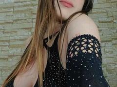 LadyAndMaholy - female webcam at xLoveCam
