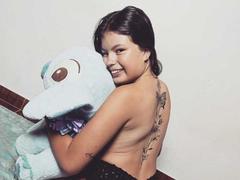 LadyCharlottex69 from xLoveCam