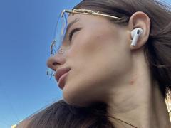 LadyJRouses - female with black hair and  big tits webcam at xLoveCam