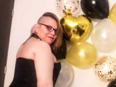 LadyLeahX - female webcam at xLoveCam