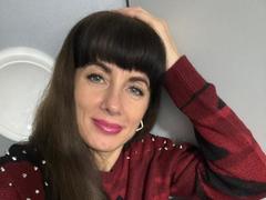 LadyLuxLover - female with brown hair and  big tits webcam at xLoveCam