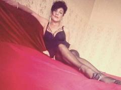 LadyMargo - female with black hair webcam at xLoveCam