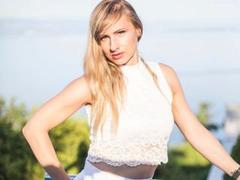 LadyMidnight-hot - blond female webcam at xLoveCam