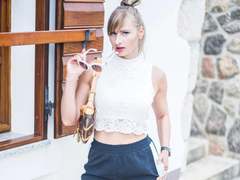 LadyMidnight-hot - blond female webcam at xLoveCam