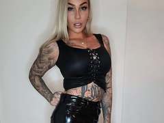 LadyXenia-hot - blond female webcam at xLoveCam