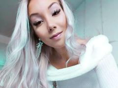 Lady-Khaleesi - blond female webcam at xLoveCam