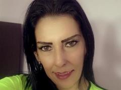 LagaGomez - female webcam at xLoveCam