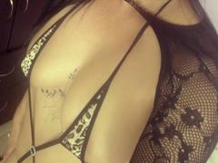 LagaGomez - female webcam at xLoveCam