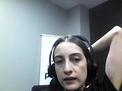 LaiaHeart from xLoveCam