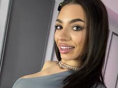 LalaRoze - female with black hair webcam at xLoveCam