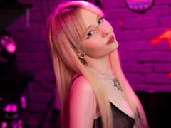 laney_vill from ImLive