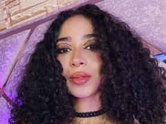 LannaJhonson - female with black hair and  big tits webcam at xLoveCam