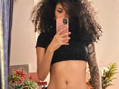 LannaJhonson - female with black hair and  big tits webcam at xLoveCam