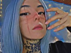 LannieGonzales - female with black hair webcam at xLoveCam