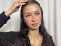 LaquandaBach - female with black hair webcam at xLoveCam