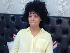 LaraAnne - female with black hair webcam at xLoveCam