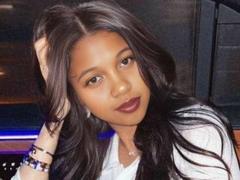 LaraHottLove - female with black hair and  small tits webcam at xLoveCam