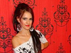LaraXFontaine - female with brown hair and  small tits webcam at xLoveCam