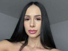 LaraaYah - female with black hair and  big tits webcam at xLoveCam