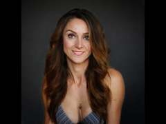 FitnessTina - female with brown hair webcam at xLoveCam
