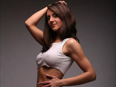 FitnessTina - female with brown hair webcam at xLoveCam