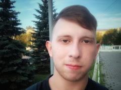 LarryHero - male webcam at xLoveCam