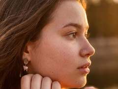 LashaunDromgoole - female with brown hair webcam at xLoveCam