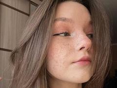 LateNightX - female with brown hair and  small tits webcam at xLoveCam