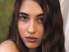 LateshaLuckenbaugh - female webcam at xLoveCam