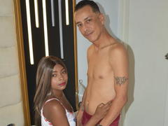 LatinDreams69 - couple webcam at xLoveCam