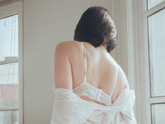 LatinLola - female with brown hair webcam at xLoveCam