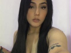 LatinRousse - female with black hair and  big tits webcam at xLoveCam