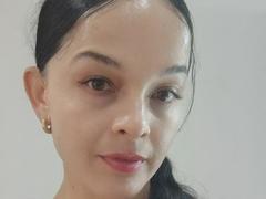 TaniaKira - female with black hair and  big tits webcam at xLoveCam