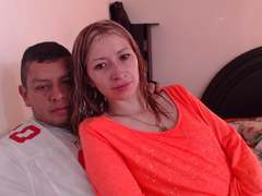 LatinasexyCouple from xLoveCam