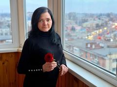 LauraFinn - female with black hair and  big tits webcam at xLoveCam