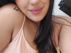 LauraRichis - female with black hair and  big tits webcam at xLoveCam